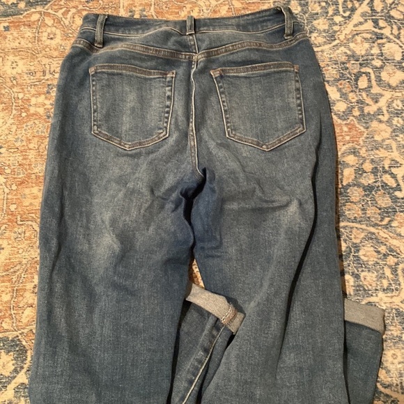 Women’s Forever 21 Jeans - Picture 2 of 4